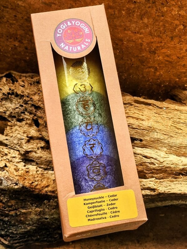 Bougie des 7 chakras aux huiles essentielles