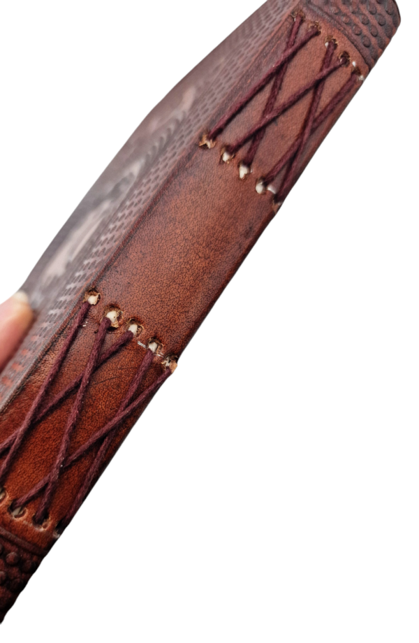 Carnet Grimoire en cuir véritable Arbre de vie crochet - Image 2