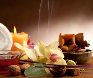 ENCENS ET HUILES